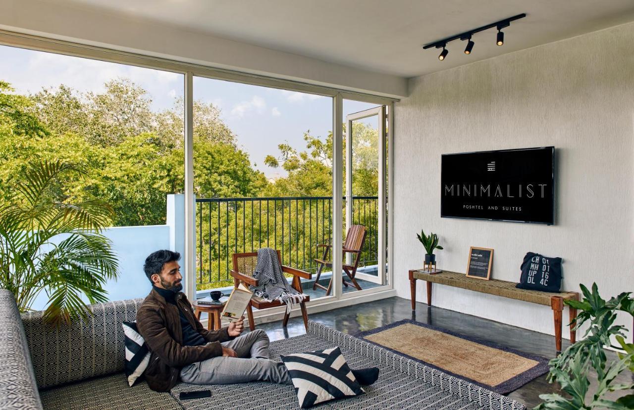 Minimalist Poshtel & Suites New Delhi Exterior photo